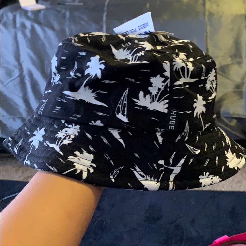 Print Bucket Hat
